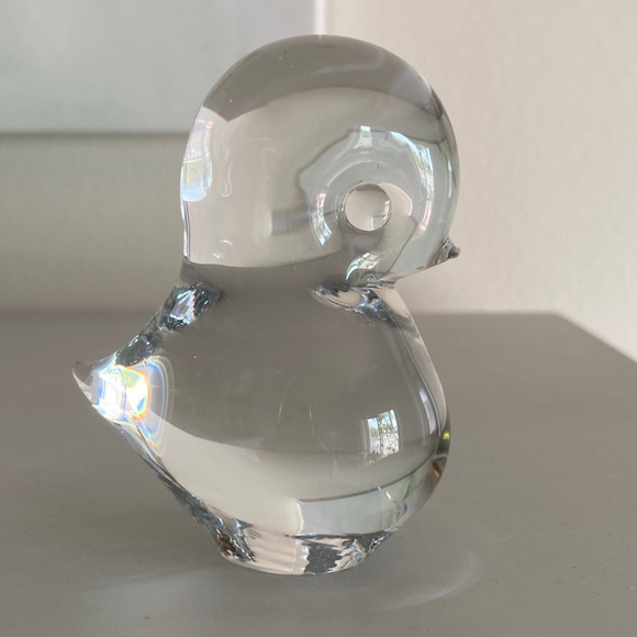 Large Vintage Glass Paperweight Baby Chick Bird Figurine Clear Tall 3.5 inches - Picture 4 of 12